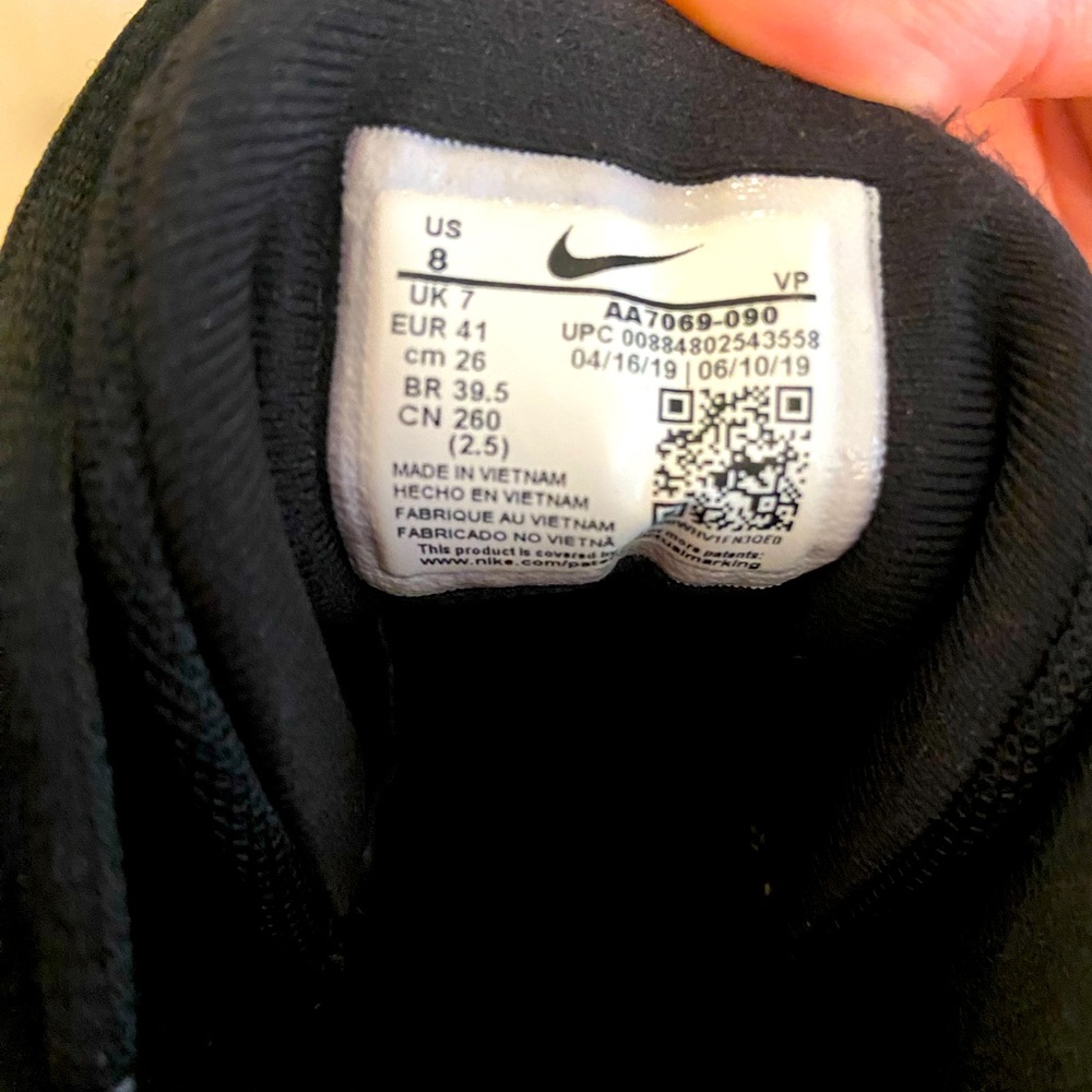 Air Precision IIs Nike Women’s Basketball shoes - Picture 4 of 4